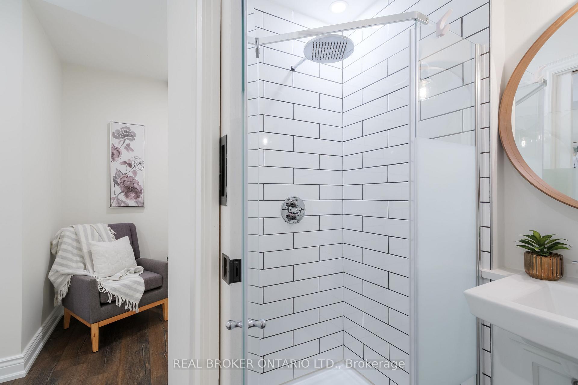 Photo 27 of 46 Murray Street E, Hamilton, Beasley — HOMEH