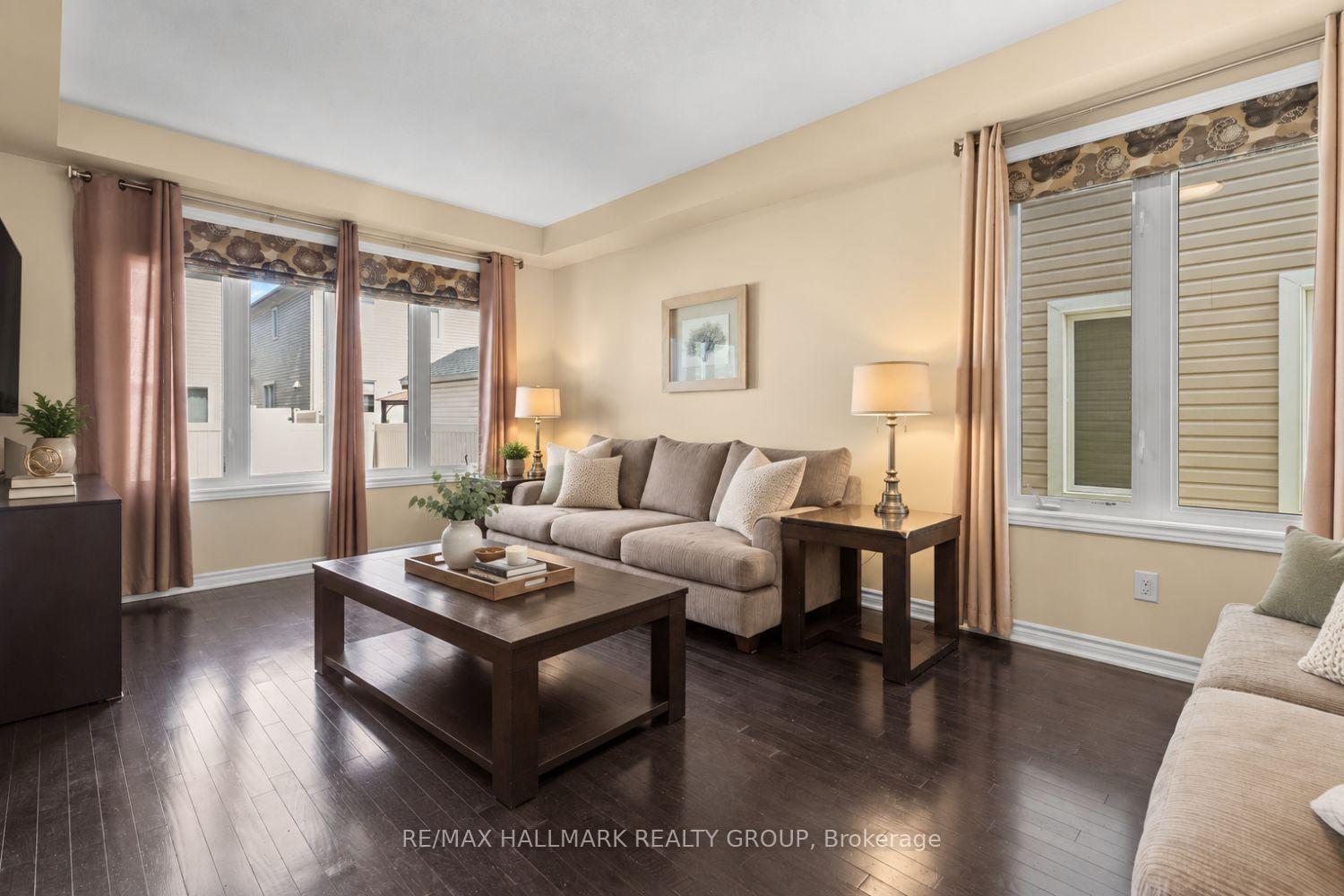 Photo 5 of 223 Serra Ridge, Ottawa, Notting Hill/Summerside — HOMEH