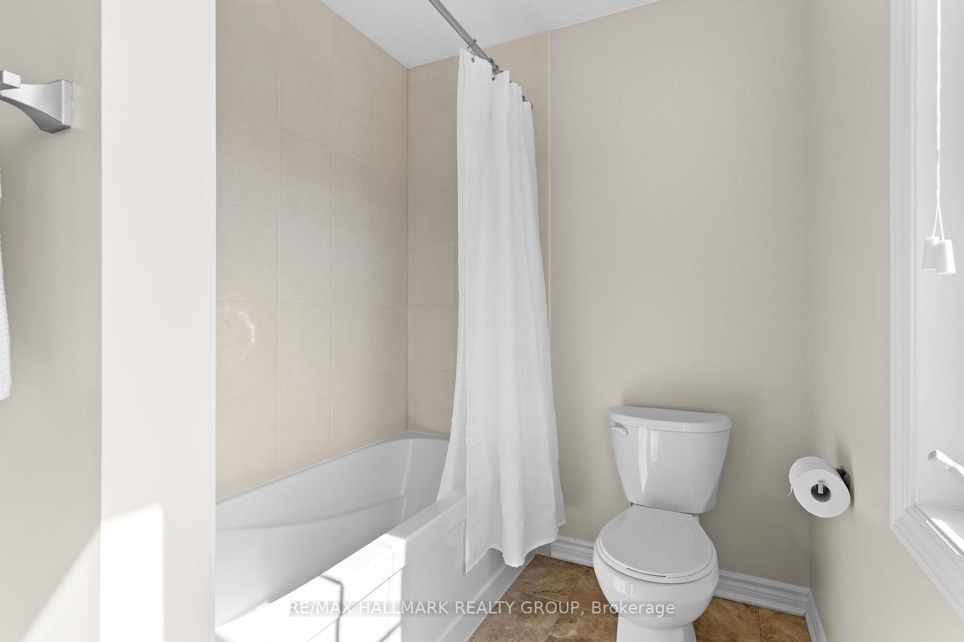 Photo 19 of 223 Serra Ridge, Ottawa, Notting Hill/Summerside — HOMEH