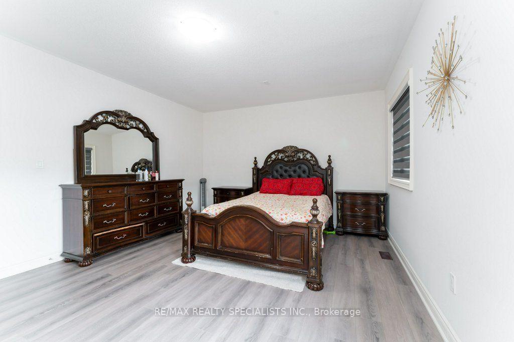 Photo 27 of Unit Upper, 7 Grierson Trail, Hamilton, Waterdown — HOMEH