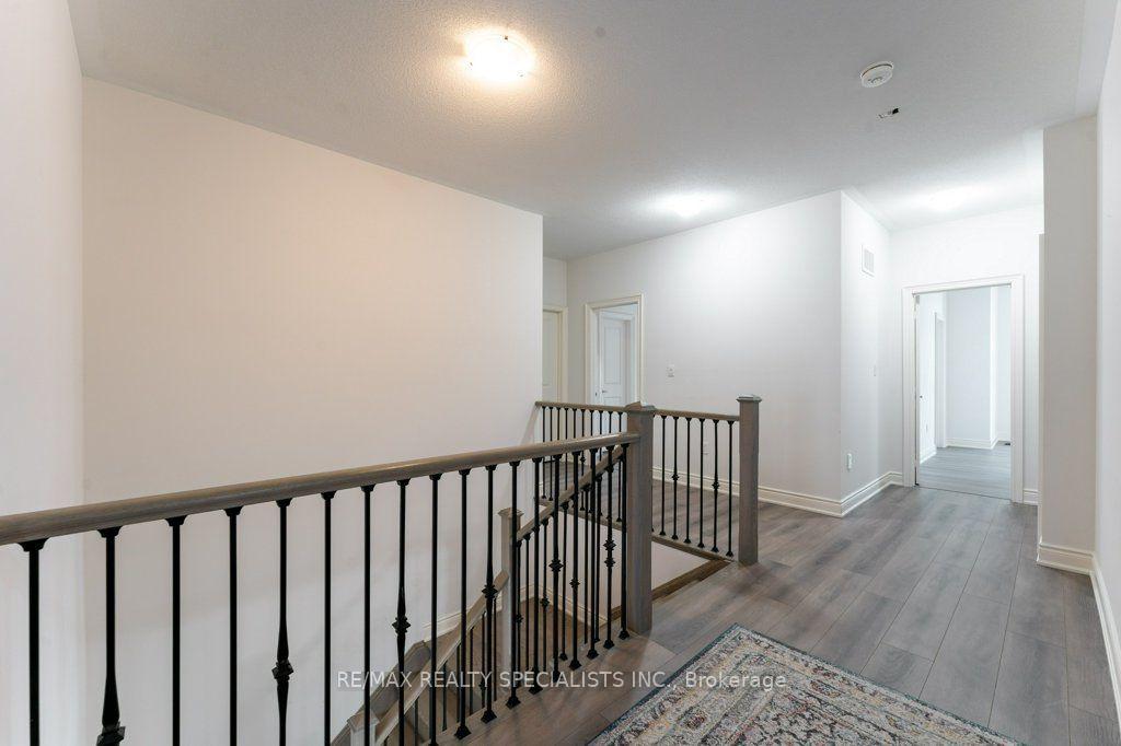 Photo 31 of Unit Upper, 7 Grierson Trail, Hamilton, Waterdown — HOMEH