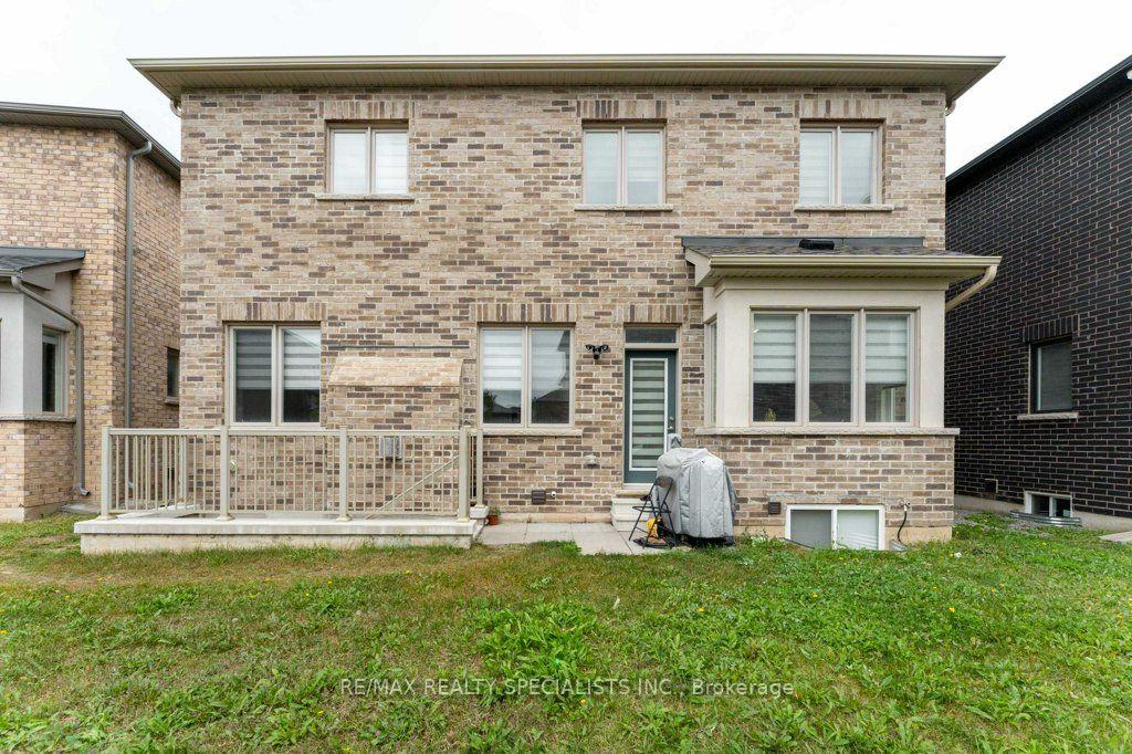 Photo 34 of Unit Upper, 7 Grierson Trail, Hamilton, Waterdown — HOMEH