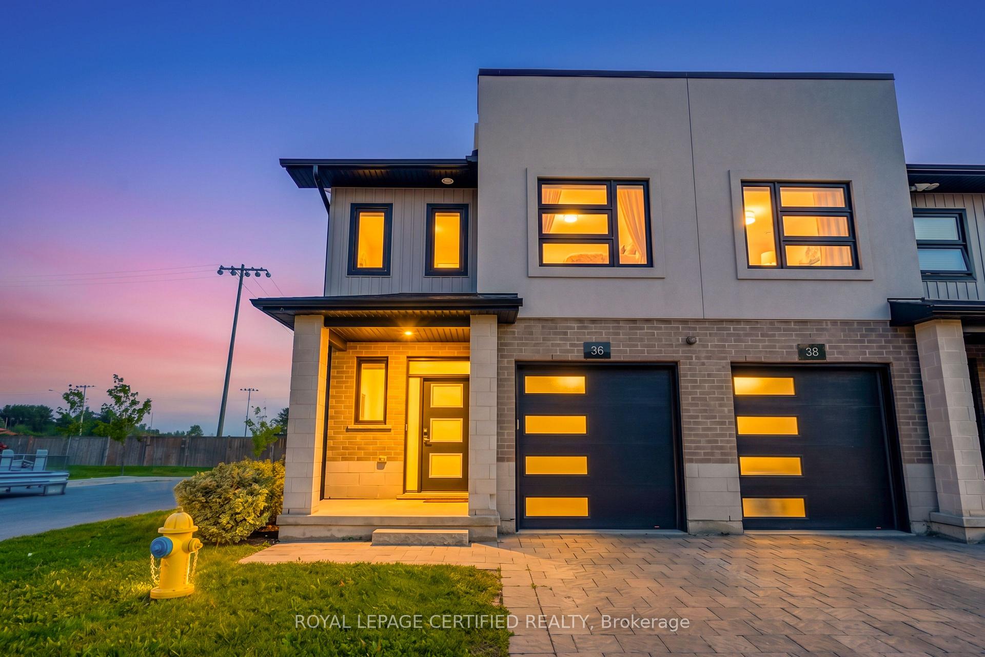 Photo of Unit 36, 3380 Singleton Avenue