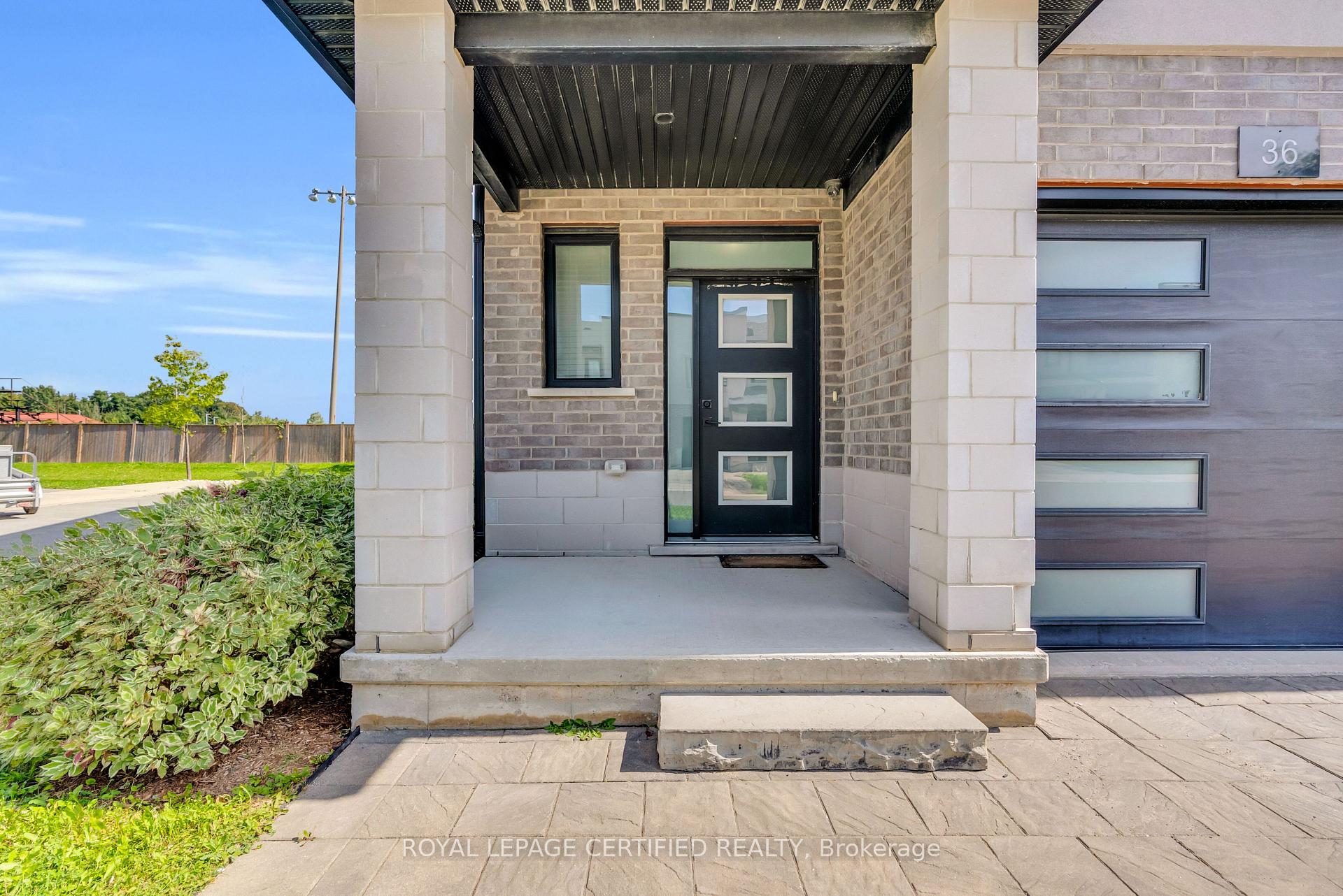 Photo 3 of Unit 36, 3380 Singleton Avenue, London, South W — HOMEH