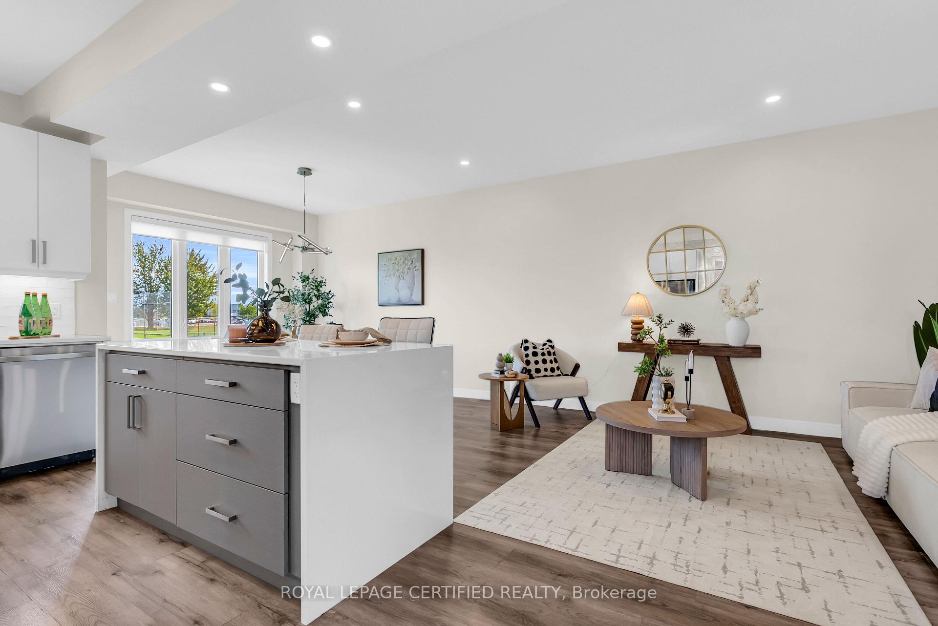 Photo 6 of Unit 36, 3380 Singleton Avenue, London, South W — HOMEH