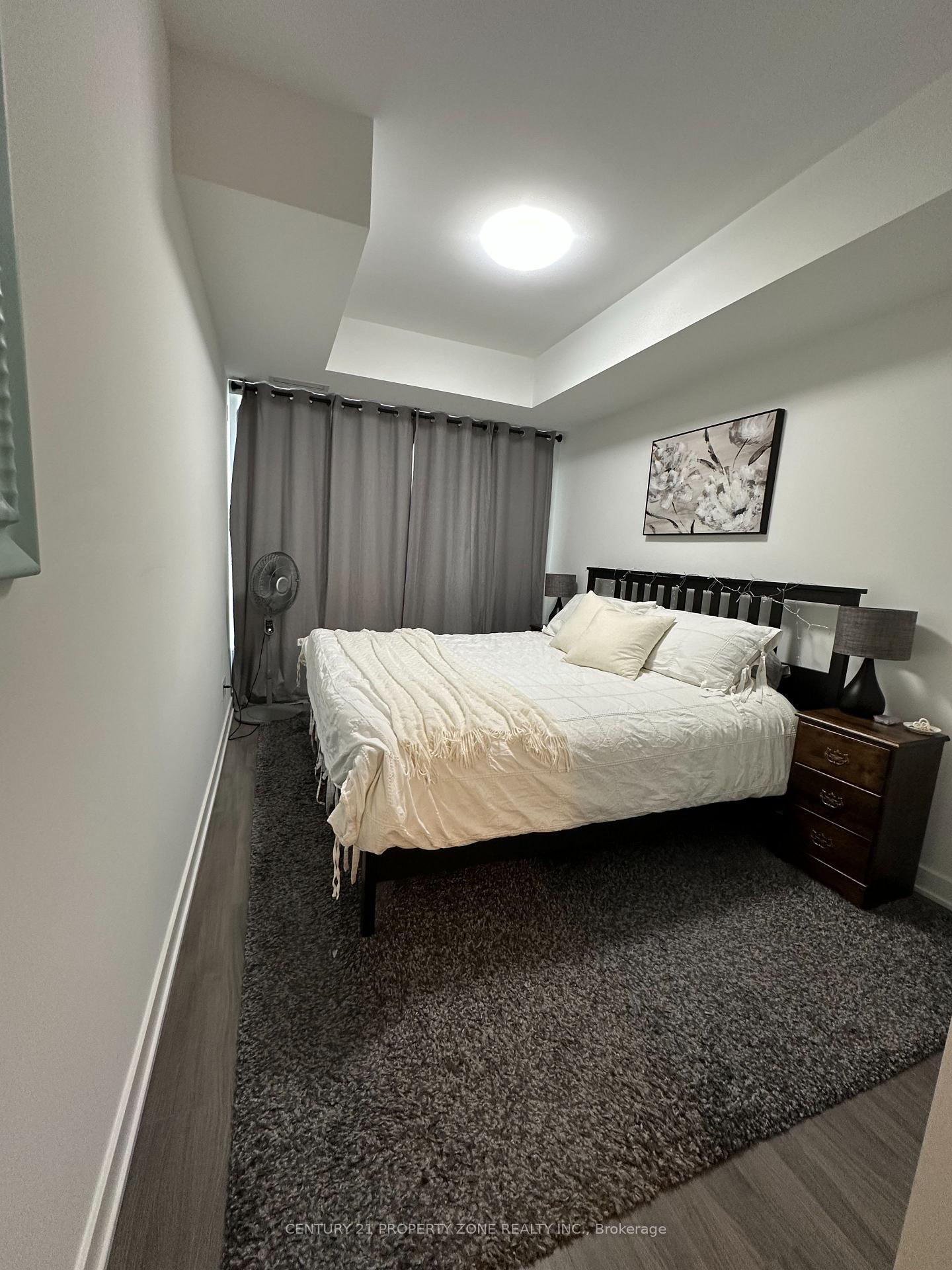 Photo 4 of Unit 322, 681 Yonge Street, Barrie, Painswick South — HOMEH