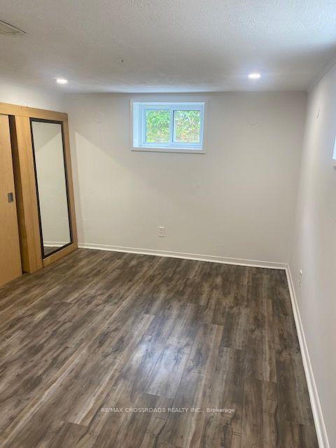 Photo 9 of 482 Brookside Drive, Oakville, West — HOMEH