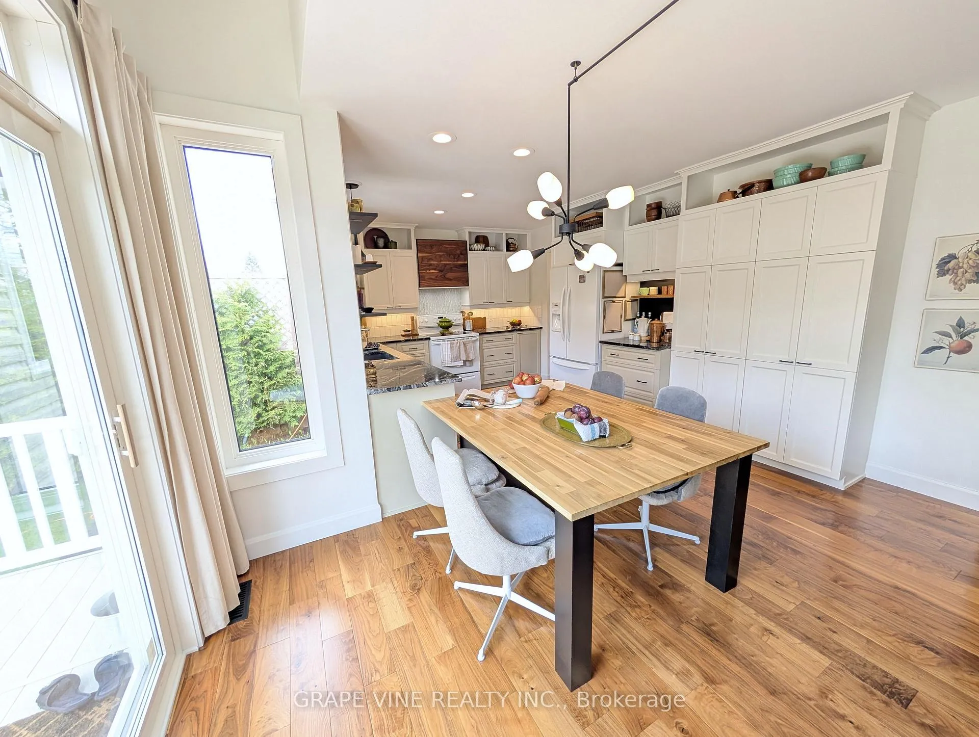 Photo 11 of 3 Thresher Avenue, Ottawa, Stittsville (Central) — HOMEH