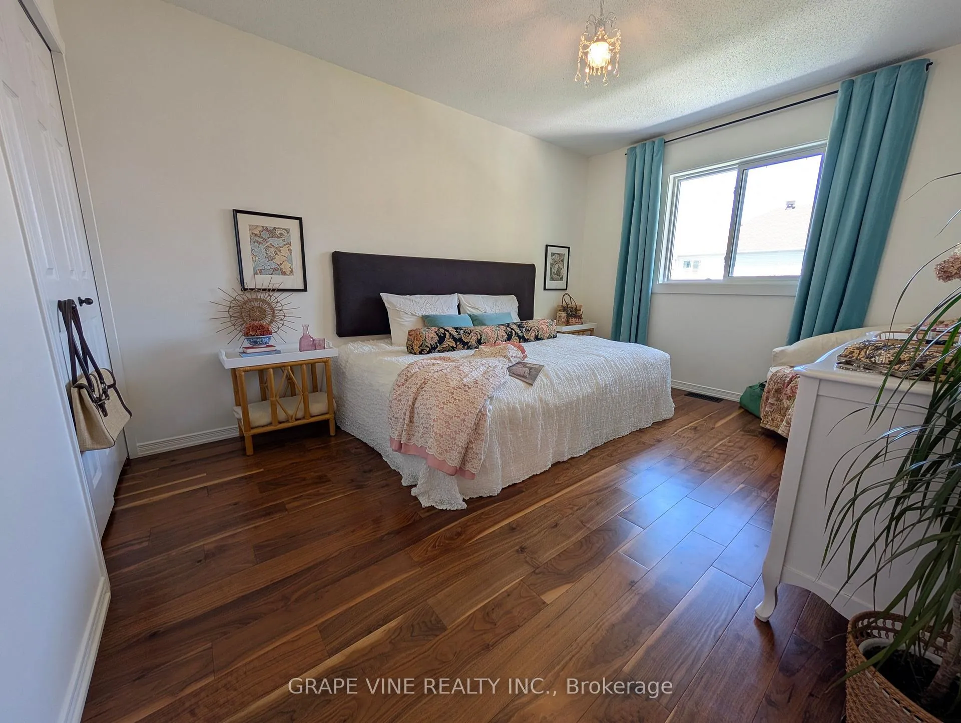 Photo 22 of 3 Thresher Avenue, Ottawa, Stittsville (Central) — HOMEH