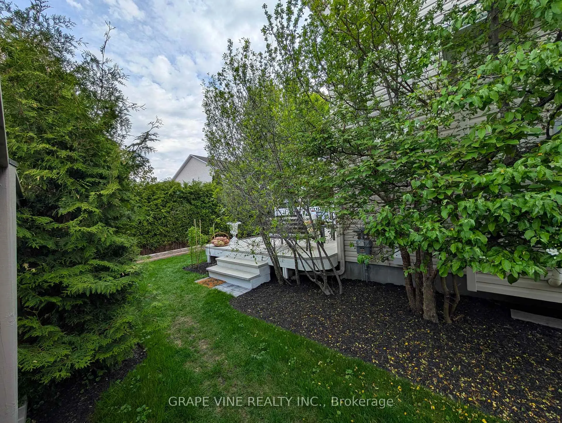 Photo 29 of 3 Thresher Avenue, Ottawa, Stittsville (Central) — HOMEH