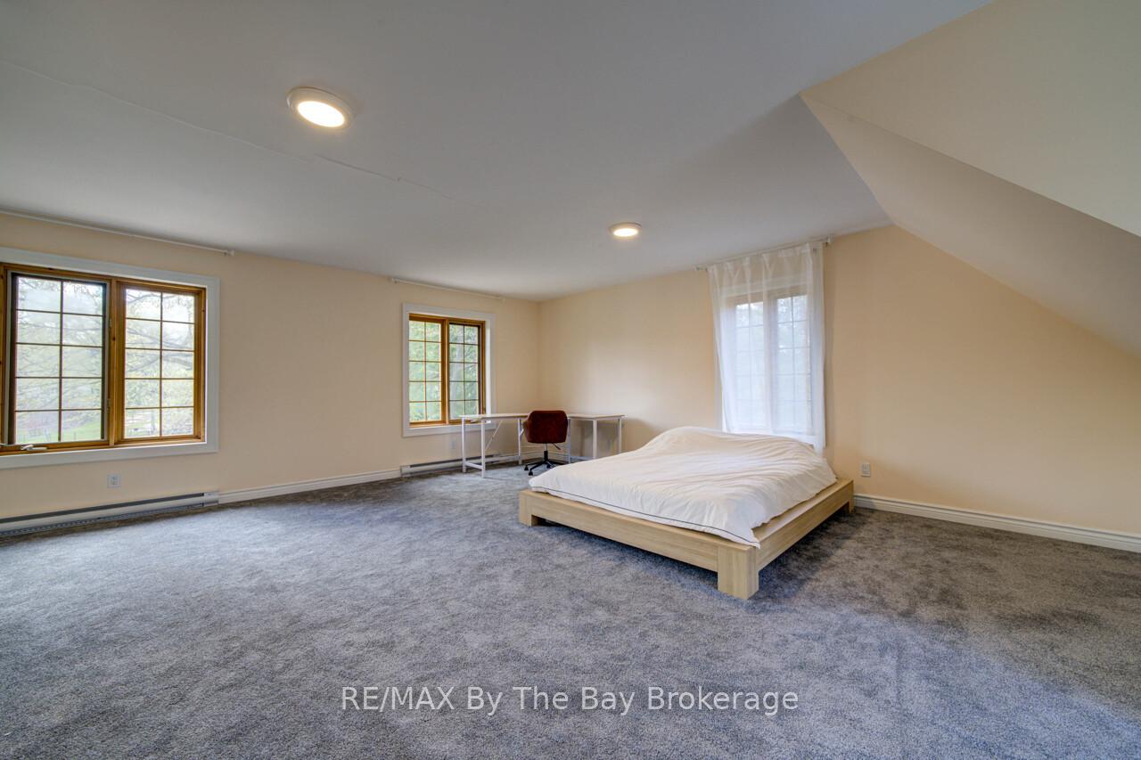 Photo 33 of 646 Oxbow Park Drive, Wasaga Beach — HOMEH
