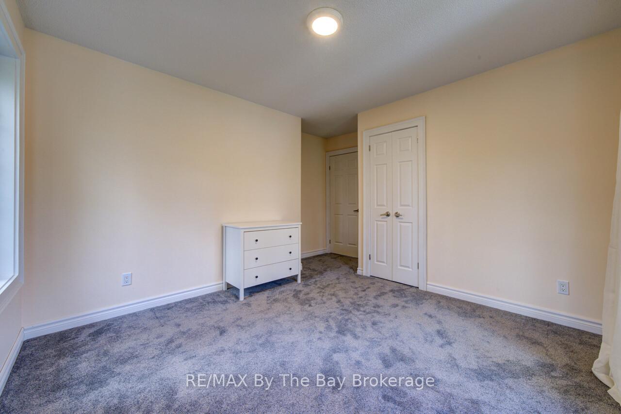 Photo 42 of 646 Oxbow Park Drive, Wasaga Beach — HOMEH