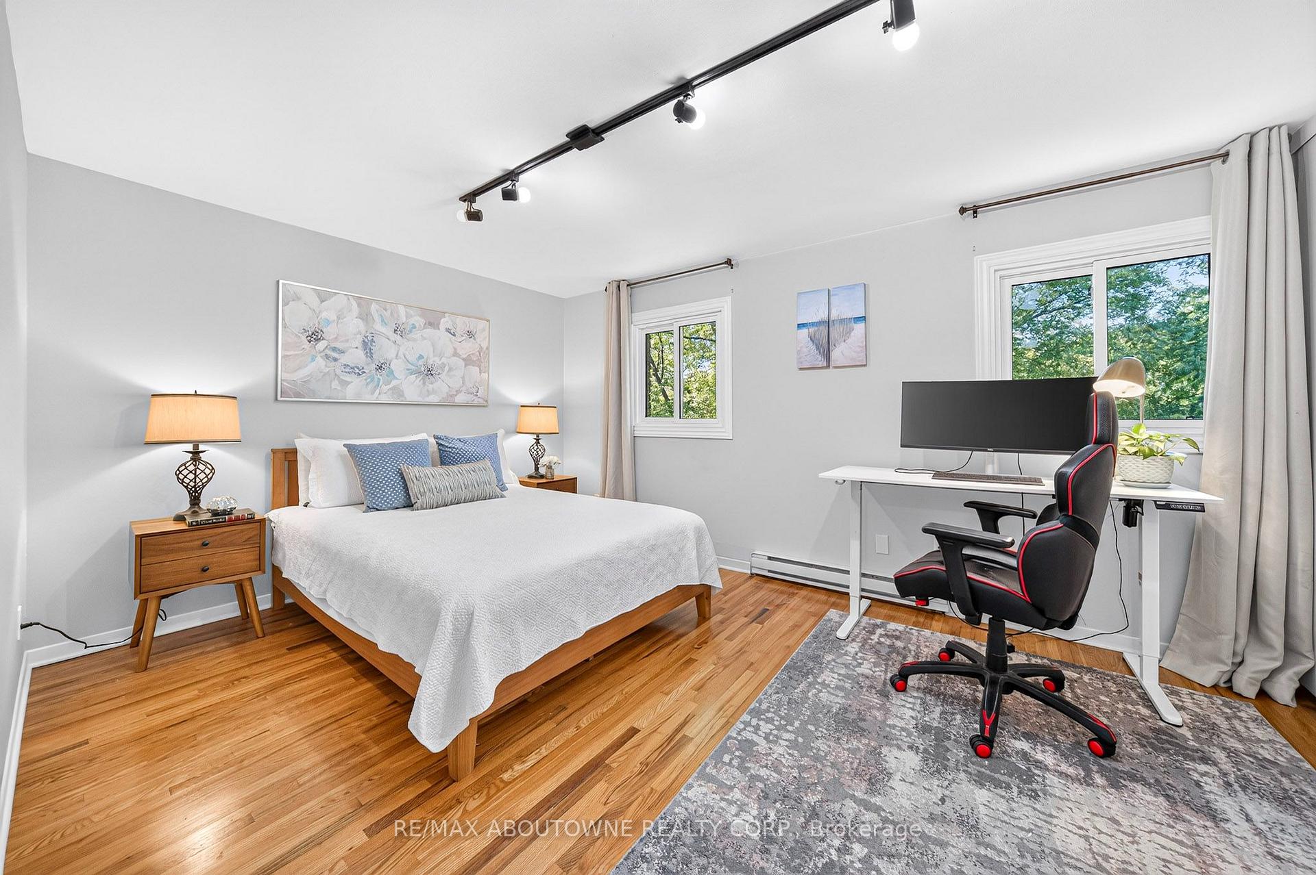 Photo 11 of Unit 9, 1517 Elm Road, Oakville, College Park — HOMEH