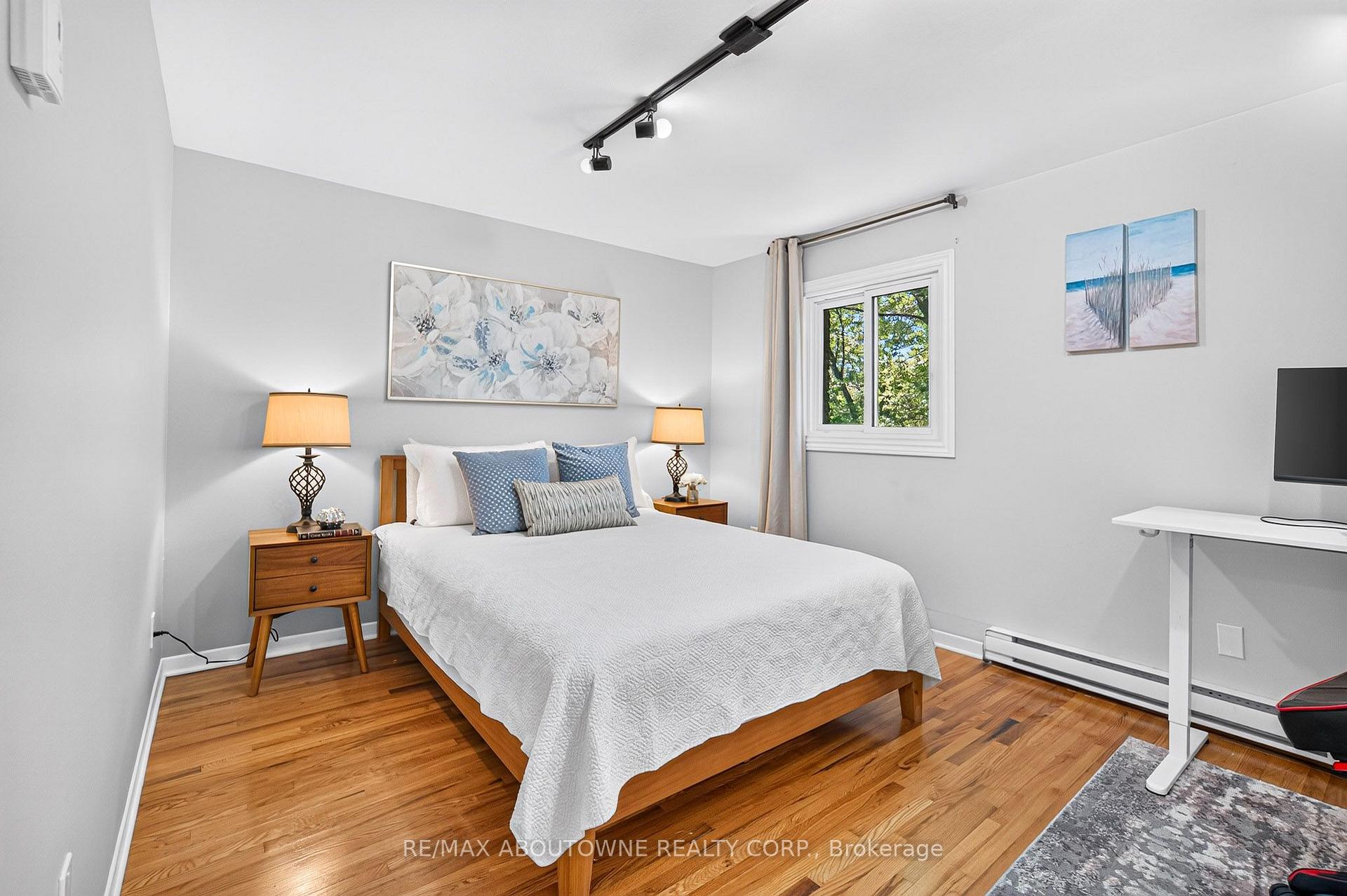 Photo 12 of Unit 9, 1517 Elm Road, Oakville, College Park — HOMEH