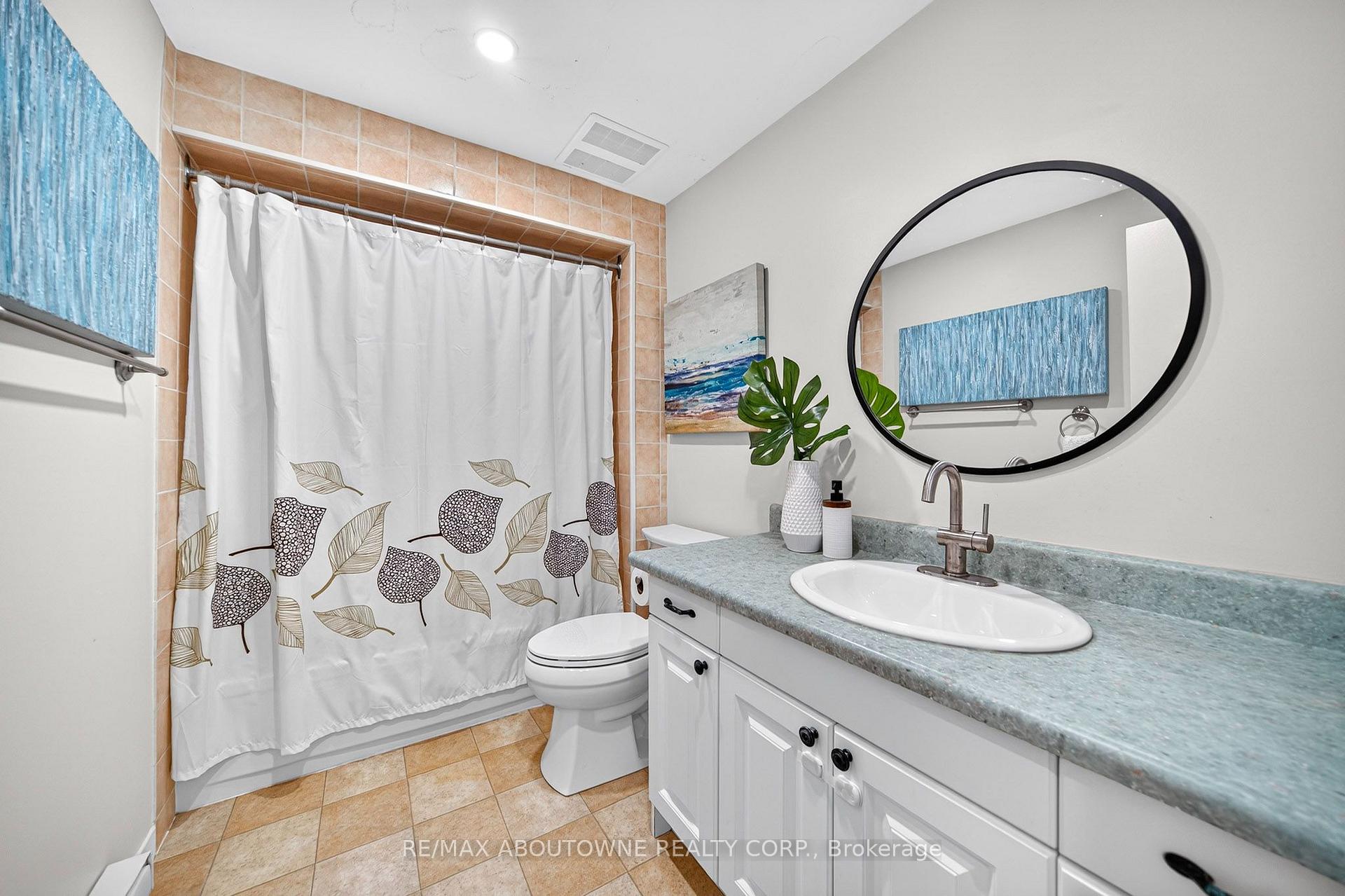 Photo 14 of Unit 9, 1517 Elm Road, Oakville, College Park — HOMEH