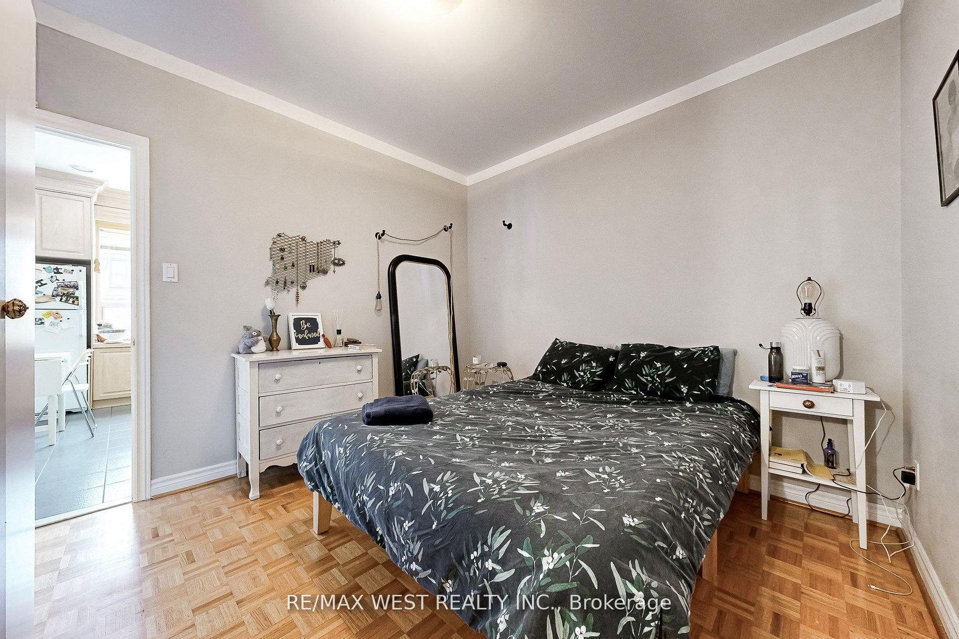 Photo 10 of 52 Heydon Park Road, Toronto, Little Portugal — HOMEH