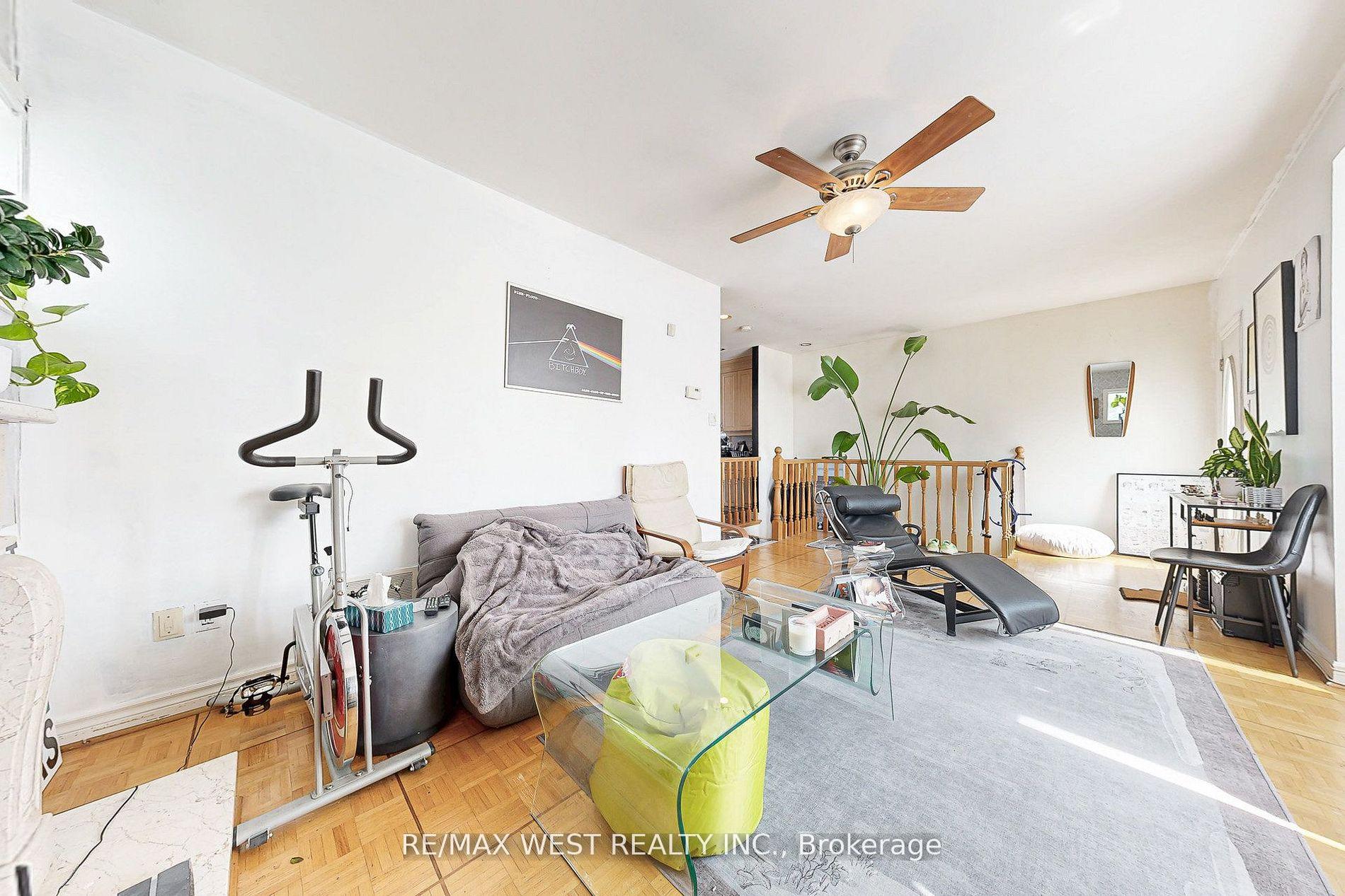 Photo 20 of 52 Heydon Park Road, Toronto, Little Portugal — HOMEH
