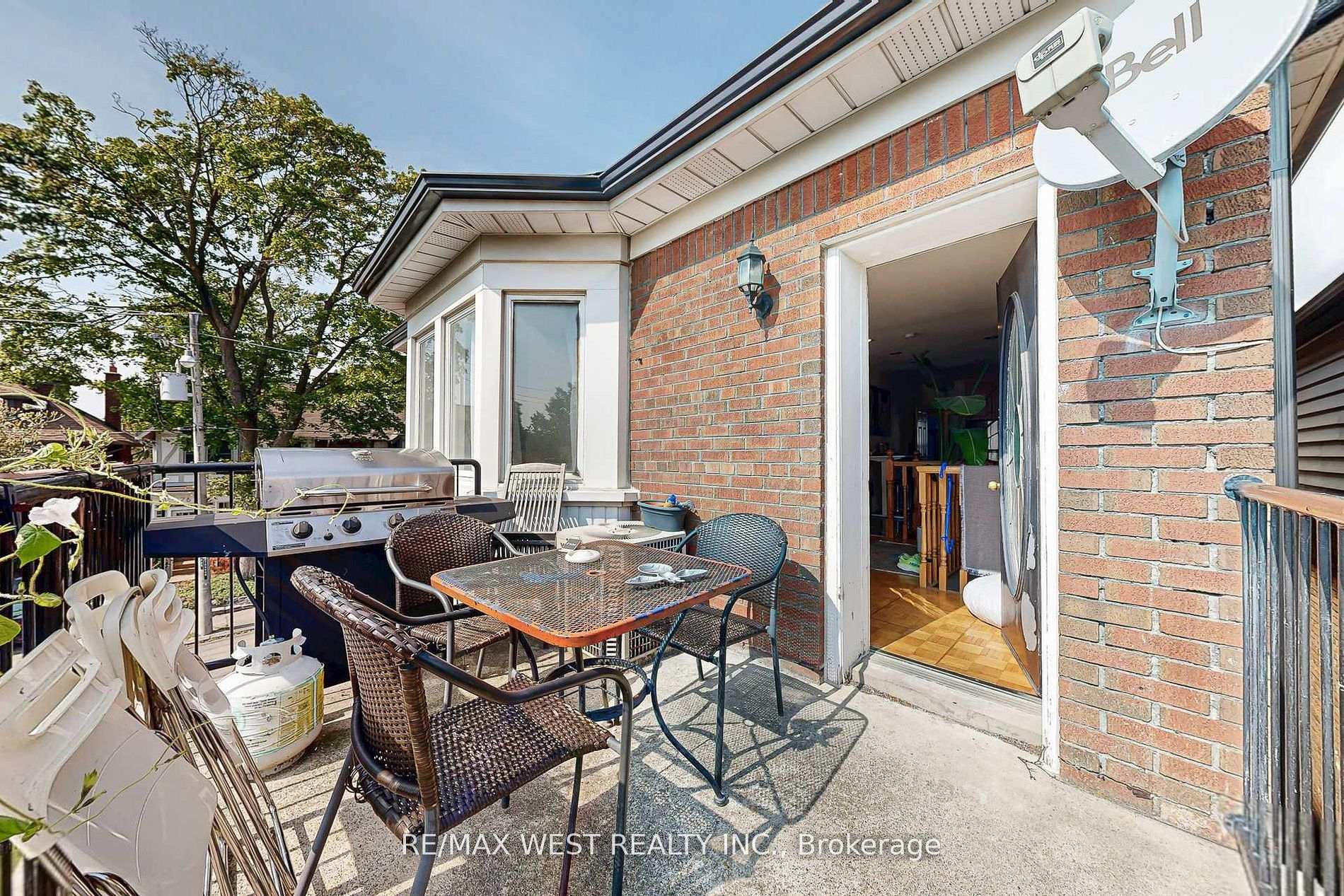 Photo 21 of 52 Heydon Park Road, Toronto, Little Portugal — HOMEH