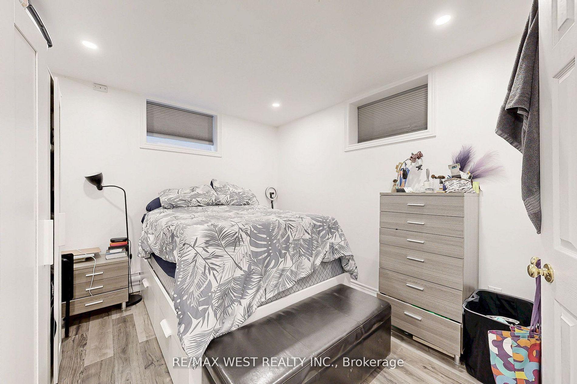 Photo 43 of 52 Heydon Park Road, Toronto, Little Portugal — HOMEH