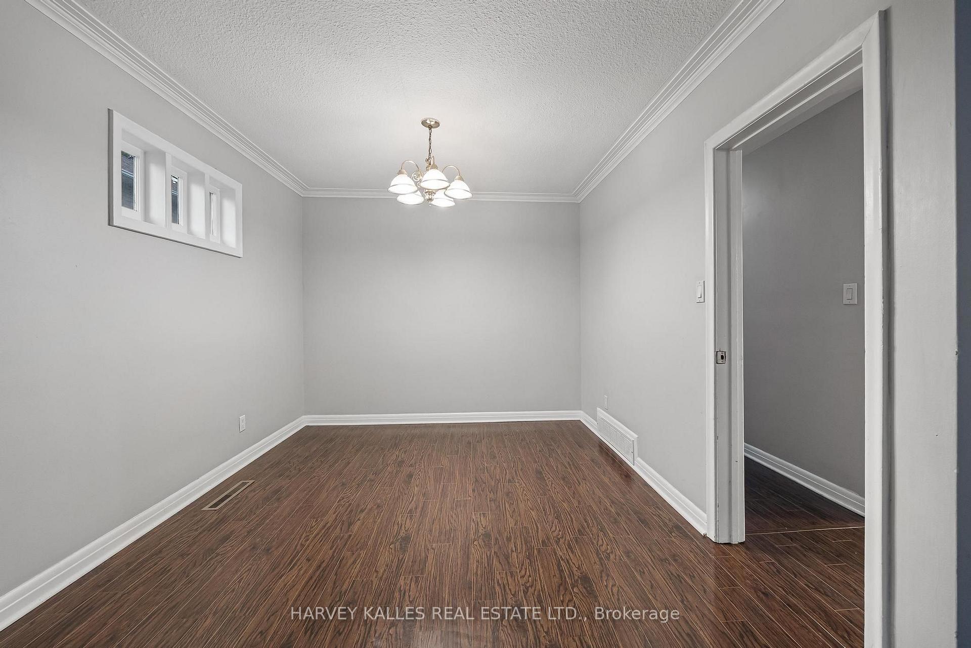 Photo 4 of Unit Main, 128 Bogert Avenue, North York, Lansing-Westgate — HOMEH