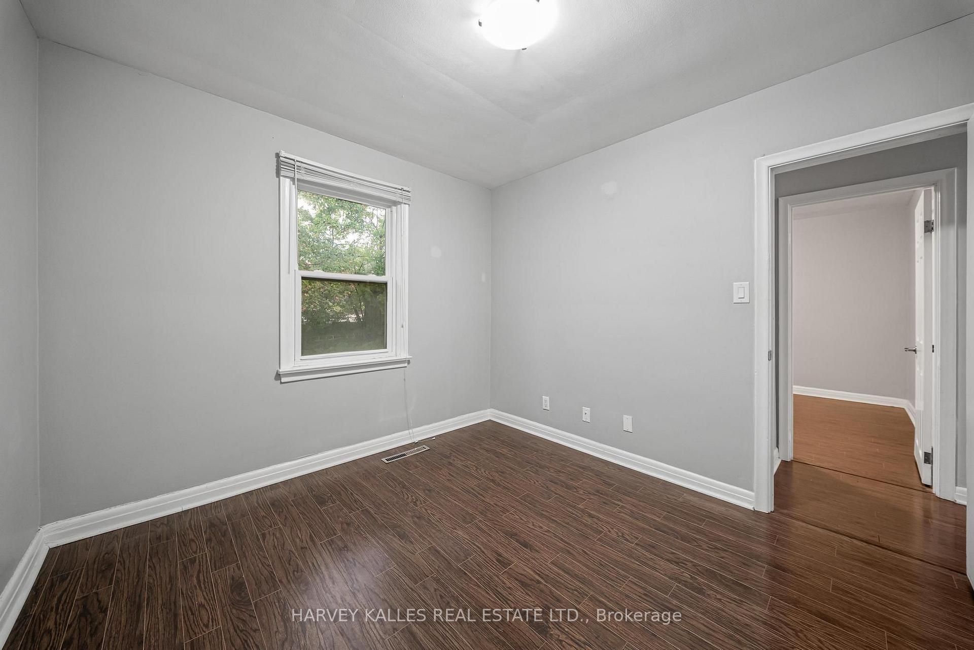 Photo 14 of Unit Main, 128 Bogert Avenue, North York, Lansing-Westgate — HOMEH