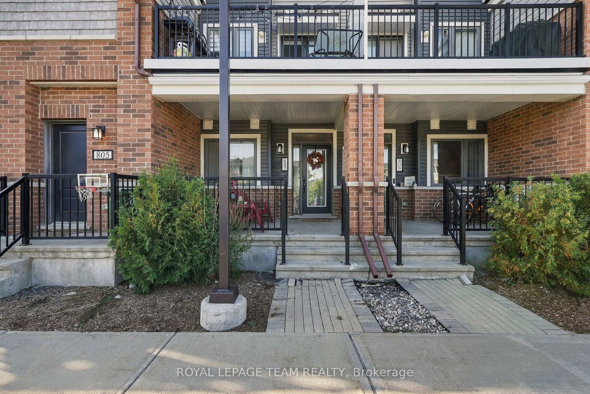 Photo 1 of 807 Nautilus Private, Ottawa, Kanata - Emerald Meadows/Trailwest — HOMEH