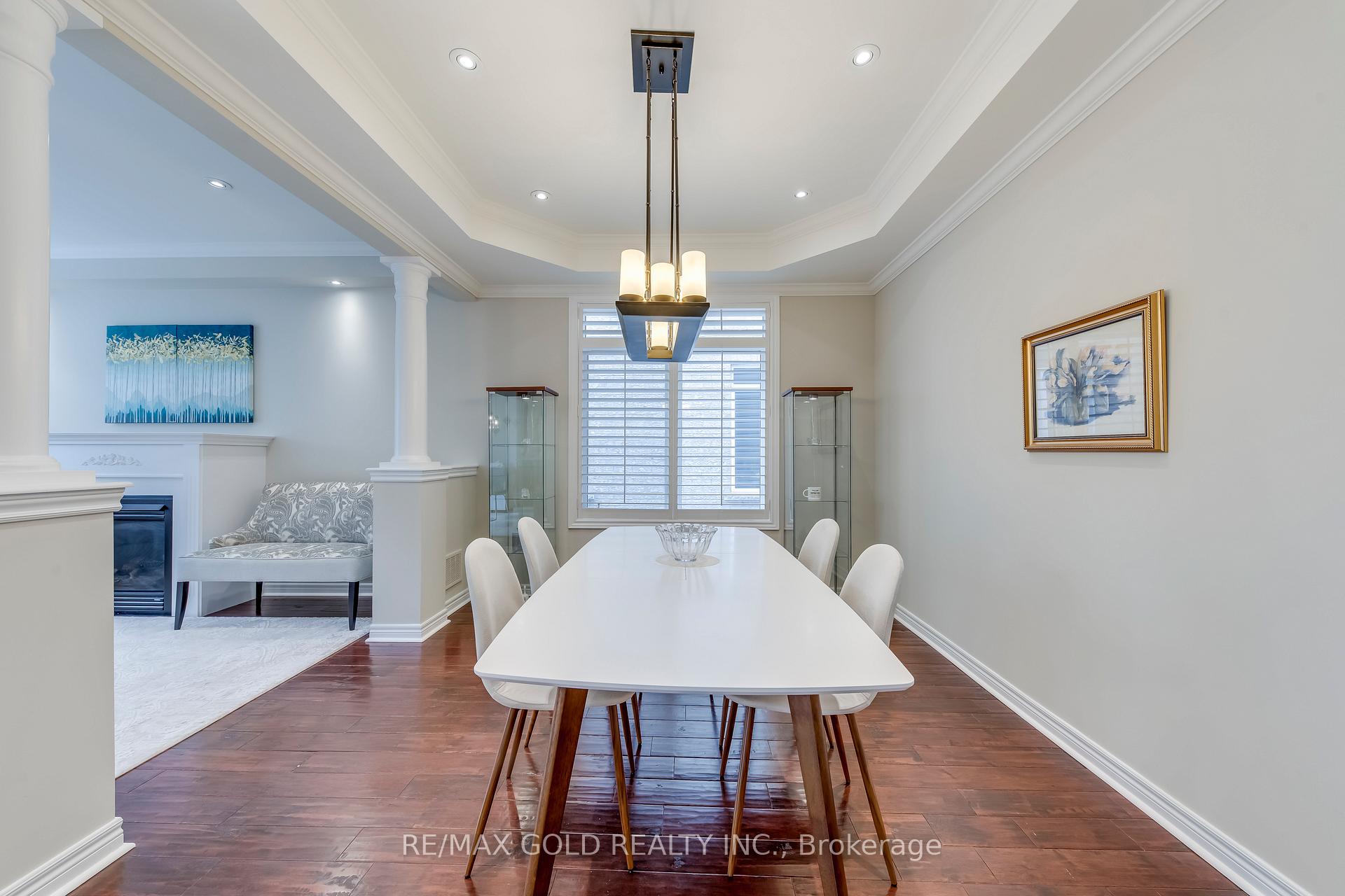 Photo 7 of 4831 Columbus Drive, Burlington, Alton — HOMEH