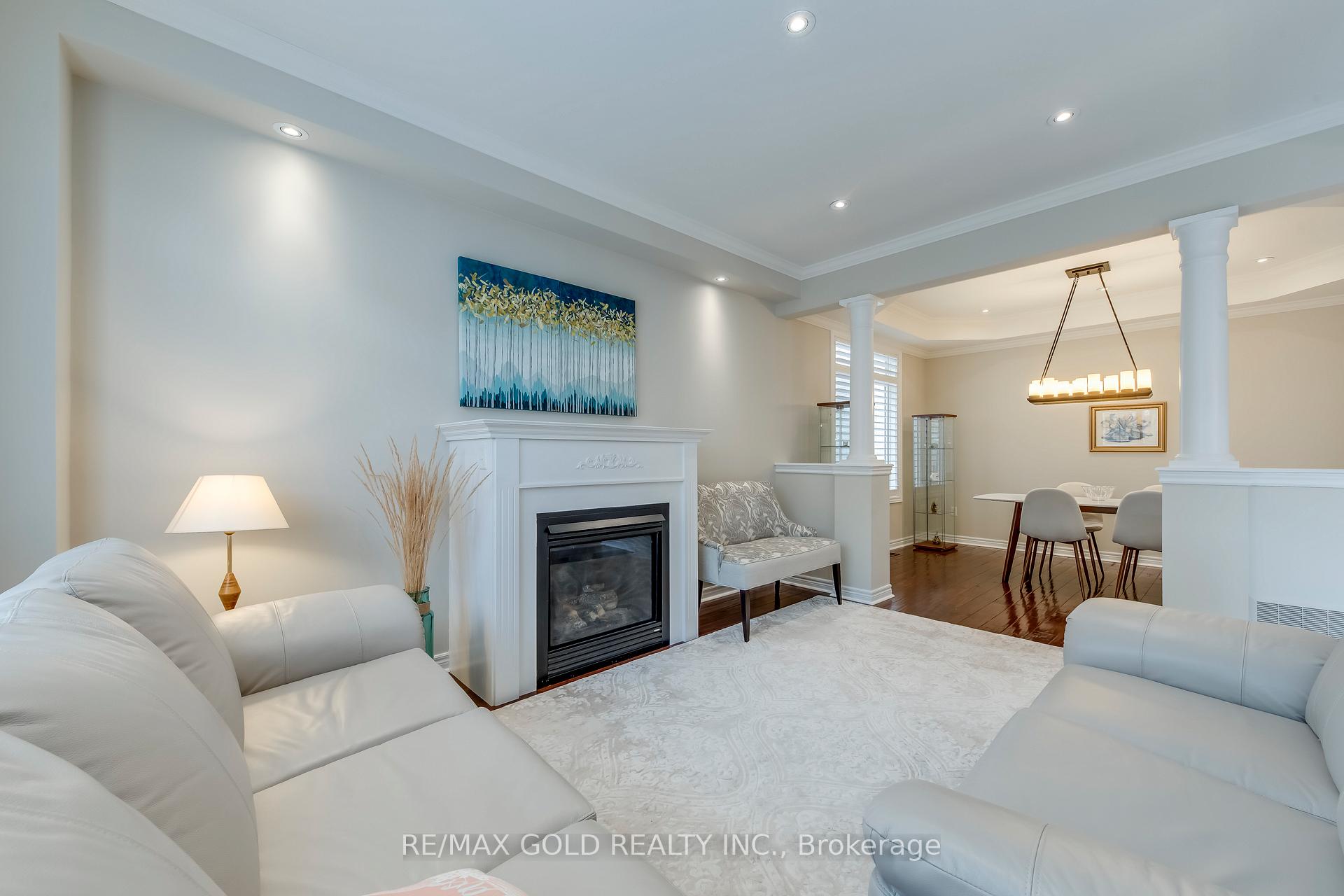 Photo 14 of 4831 Columbus Drive, Burlington, Alton — HOMEH
