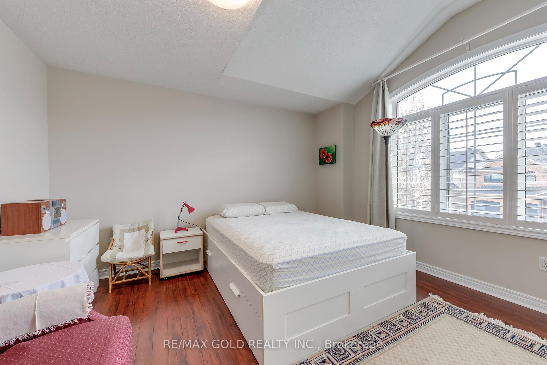 Photo 36 of 4831 Columbus Drive, Burlington, Alton — HOMEH