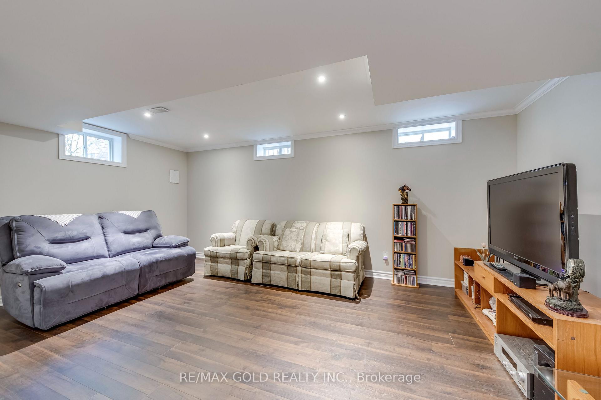 Photo 41 of 4831 Columbus Drive, Burlington, Alton — HOMEH