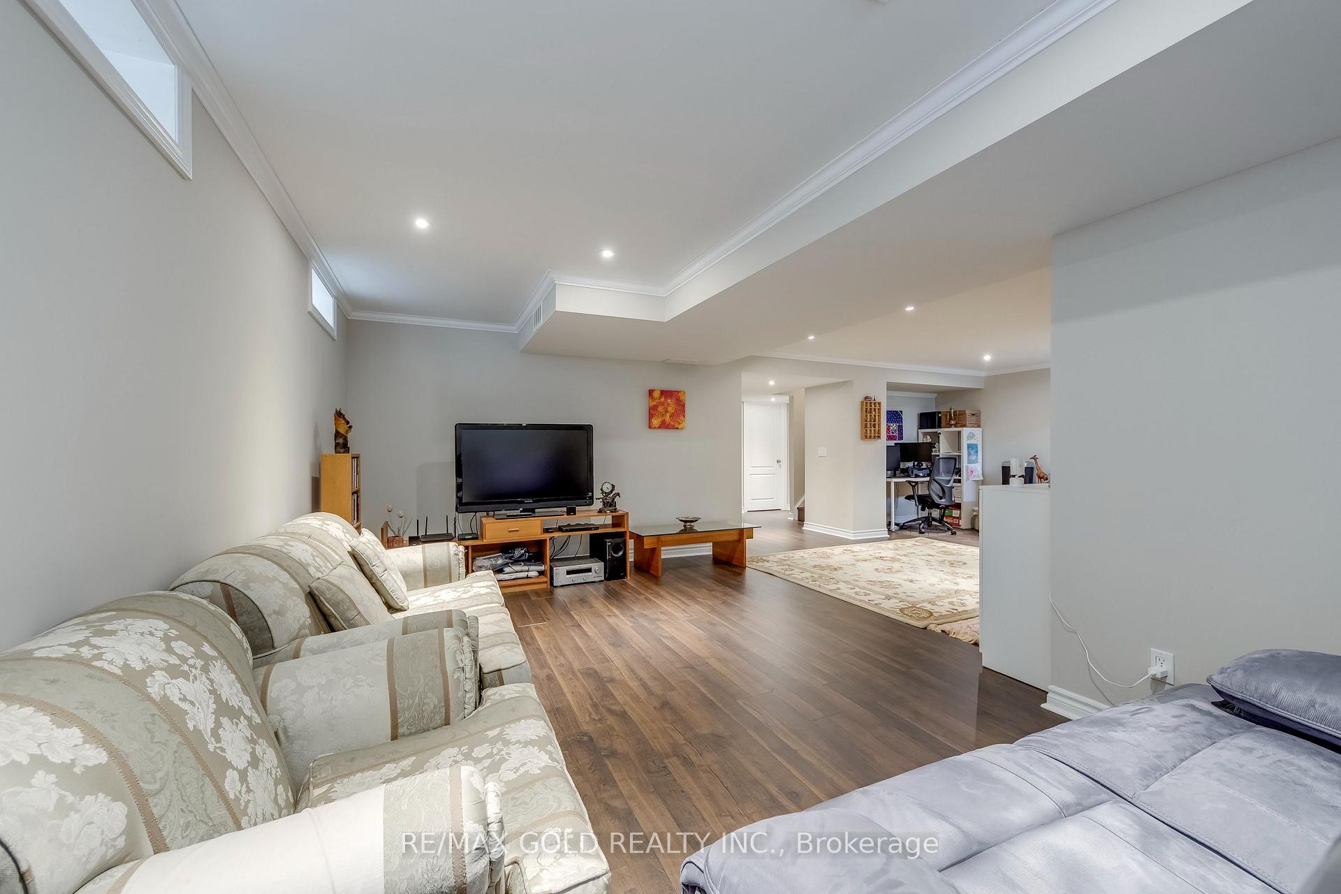 Photo 44 of 4831 Columbus Drive, Burlington, Alton — HOMEH