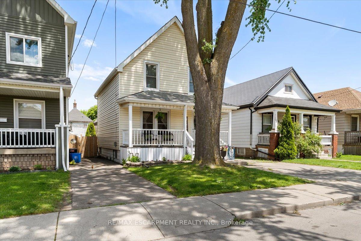Photo of 17 Craigmiller Avenue