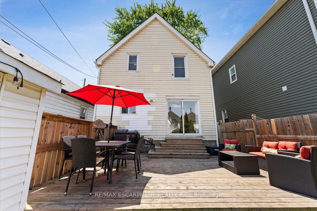 Photo 37 of 17 Craigmiller Avenue, Hamilton, Crown Point — HOMEH