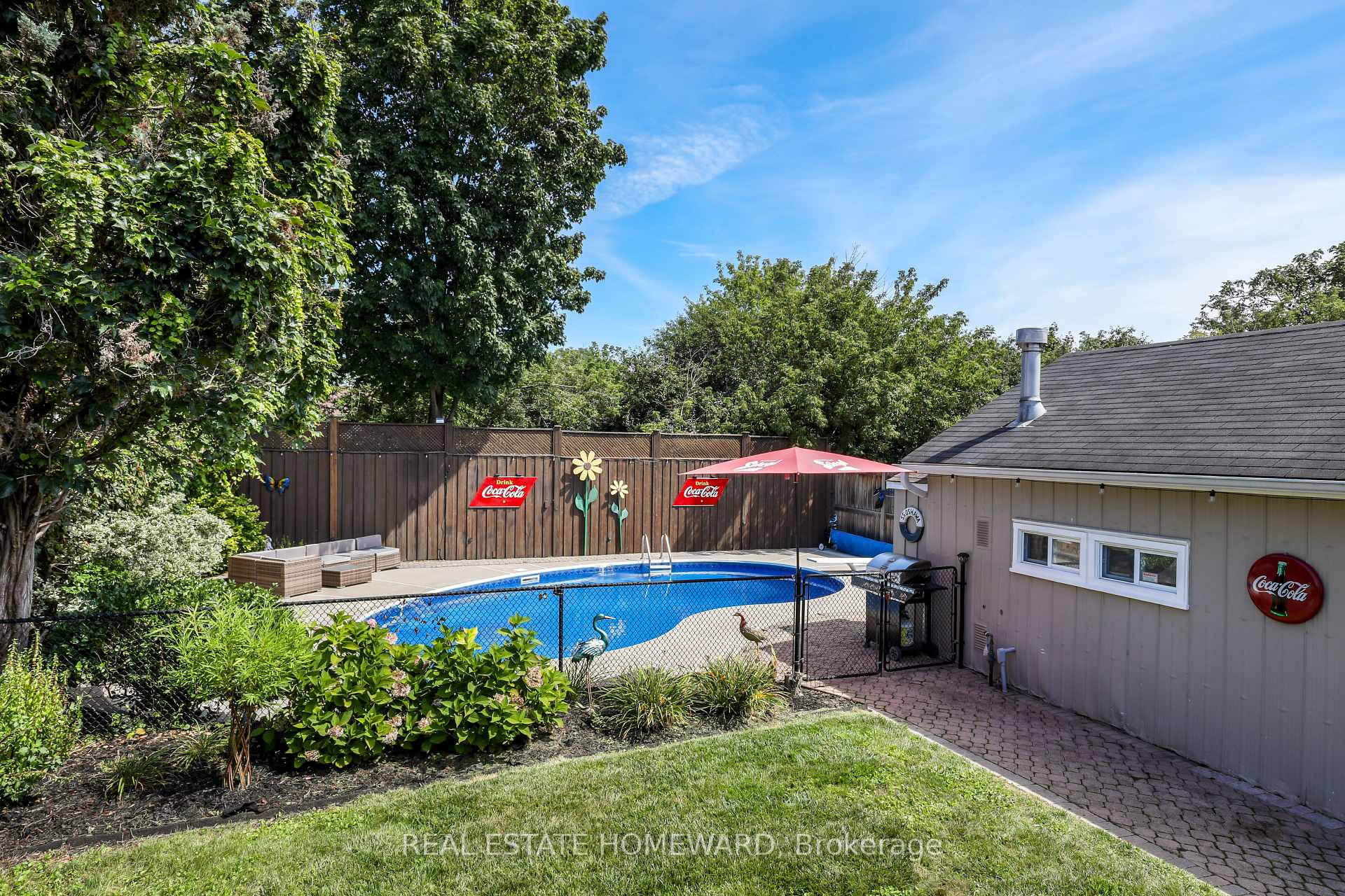 Photo 2 of 113 Gibbons Street, Oshawa, McLaughlin — HOMEH
