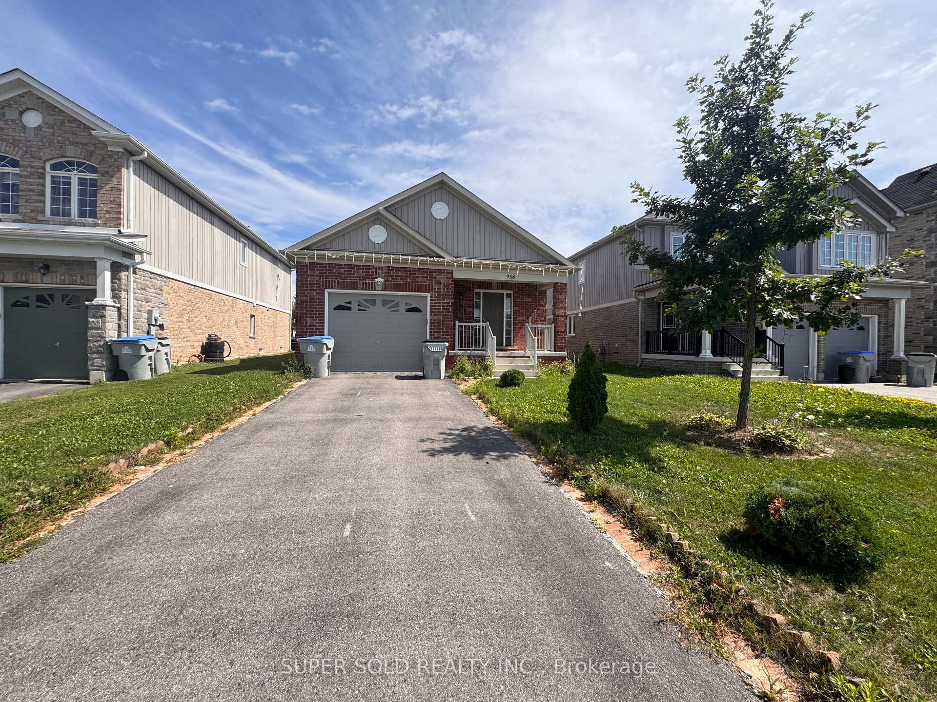 Photo of 956 Hannah Avenue S