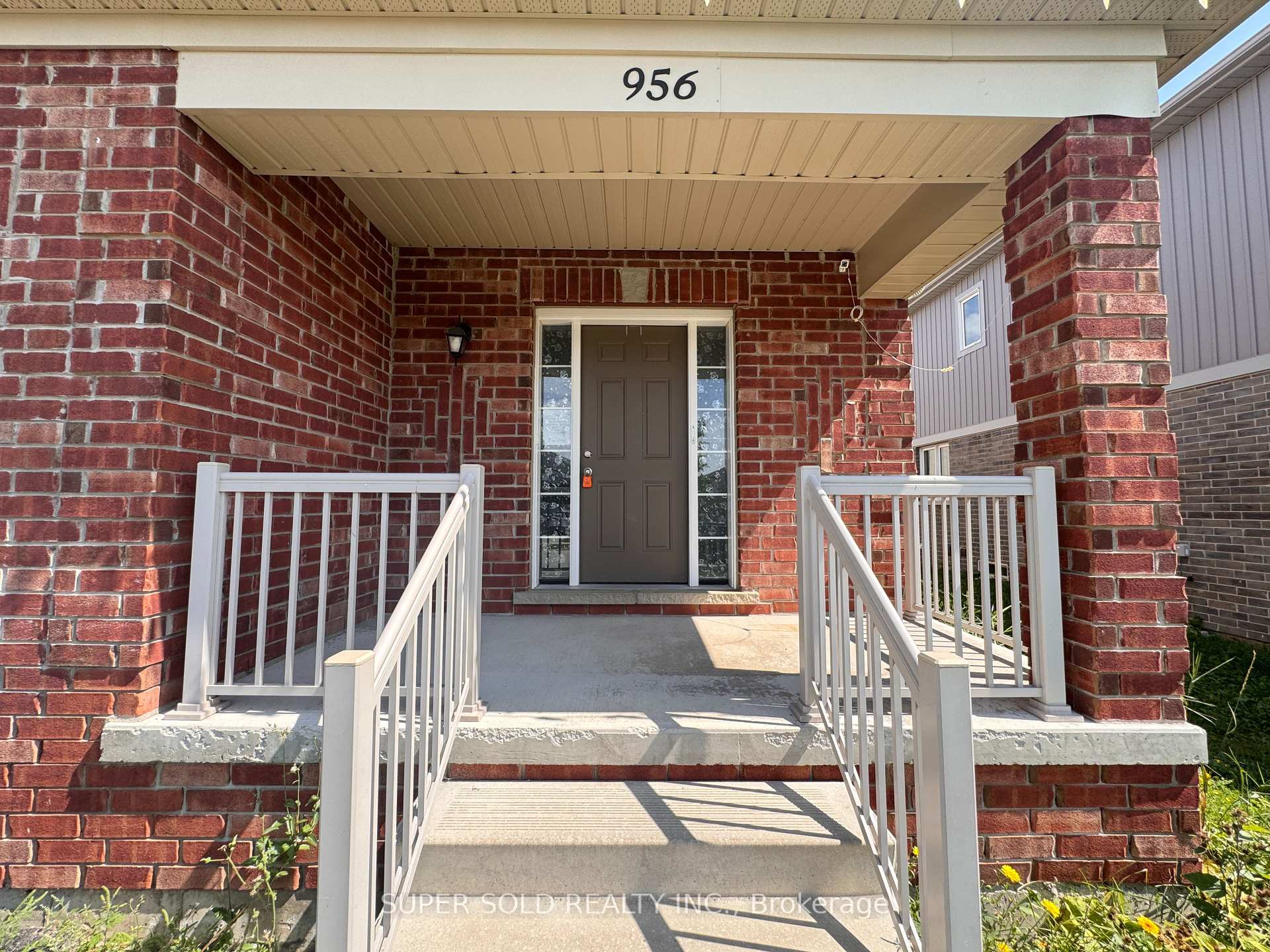 Photo 3 of 956 Hannah Avenue S, North Perth, Listowel — HOMEH