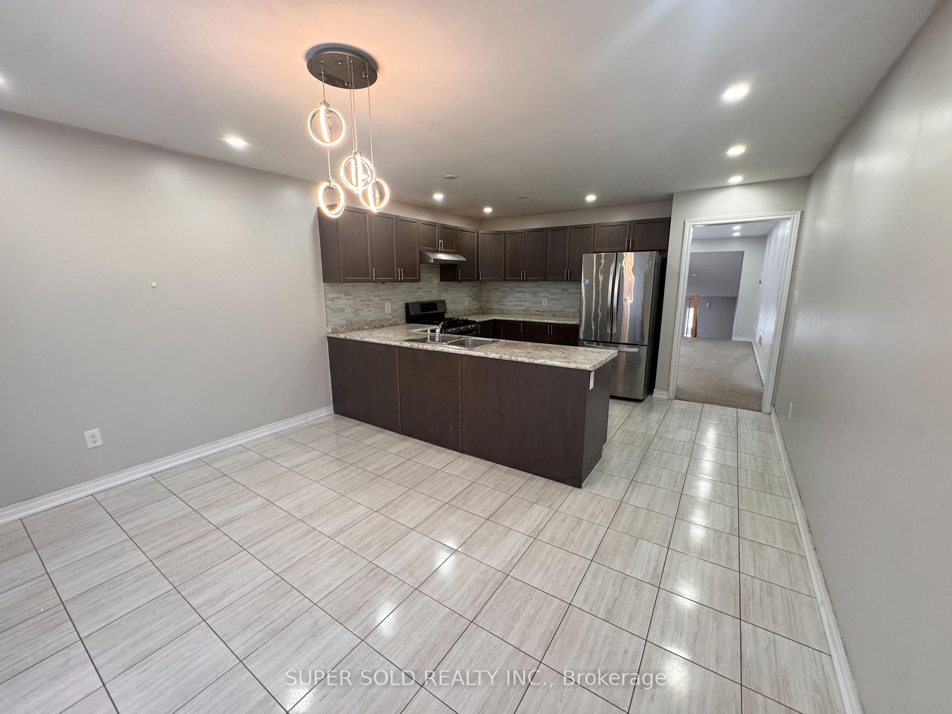 Photo 4 of 956 Hannah Avenue S, North Perth, Listowel — HOMEH