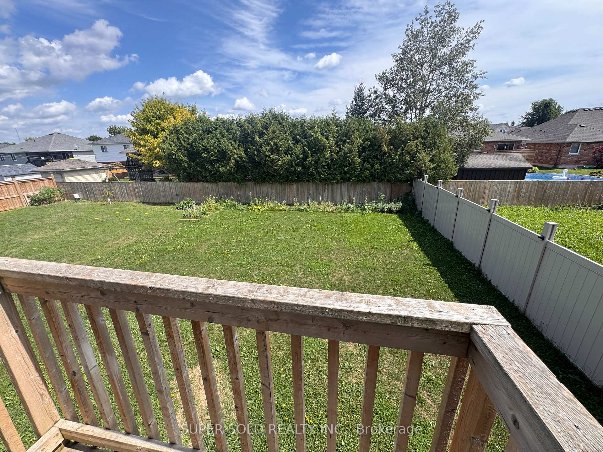 Photo 12 of 956 Hannah Avenue S, North Perth, Listowel — HOMEH