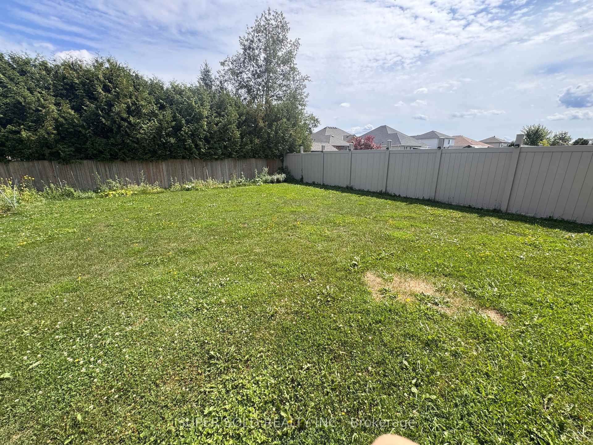 Photo 28 of 956 Hannah Avenue S, North Perth, Listowel — HOMEH
