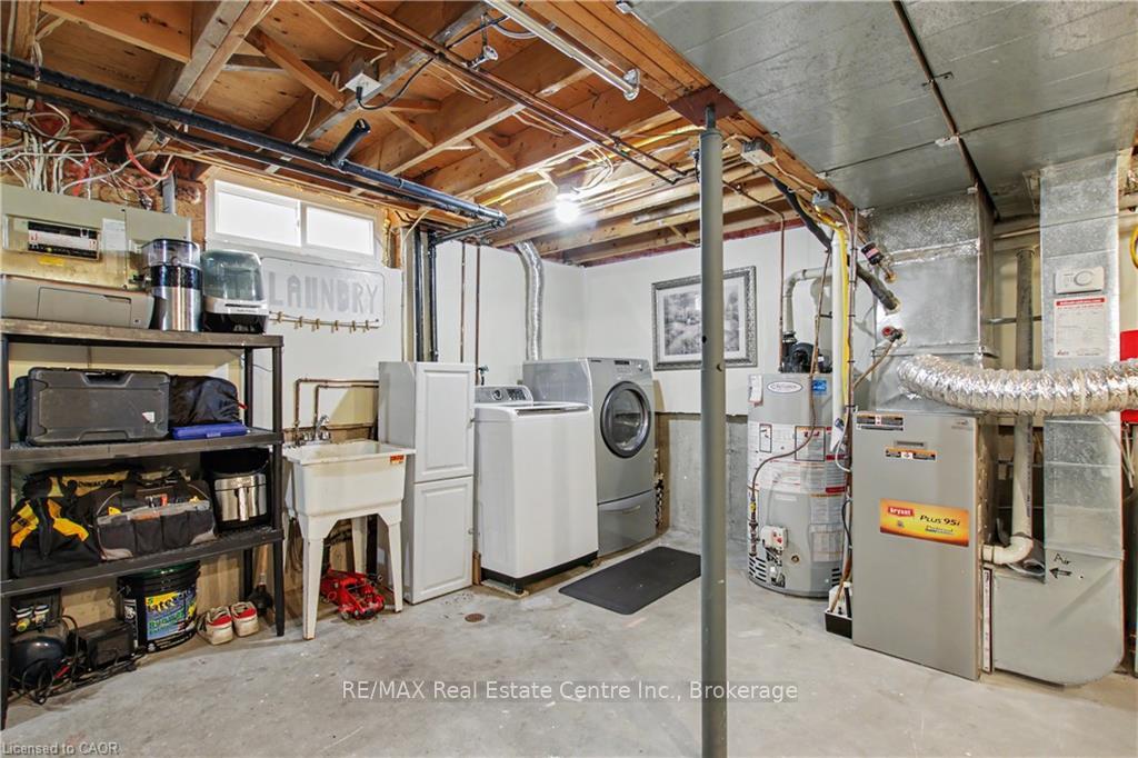 Photo 22 of 484B Red Fox Drive, Waterloo, Colonial Acres — HOMEH