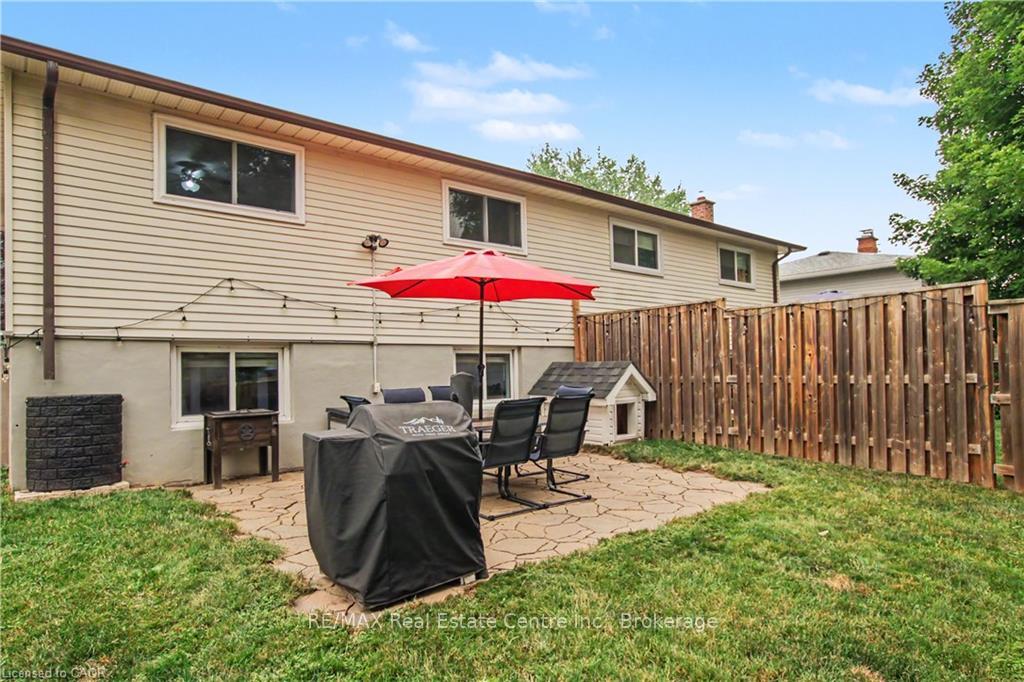 Photo 25 of 484B Red Fox Drive, Waterloo, Colonial Acres — HOMEH