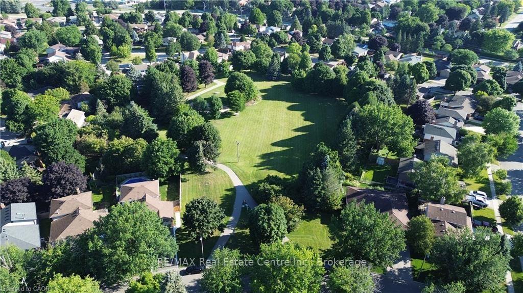 Photo 34 of 484B Red Fox Drive, Waterloo, Colonial Acres — HOMEH