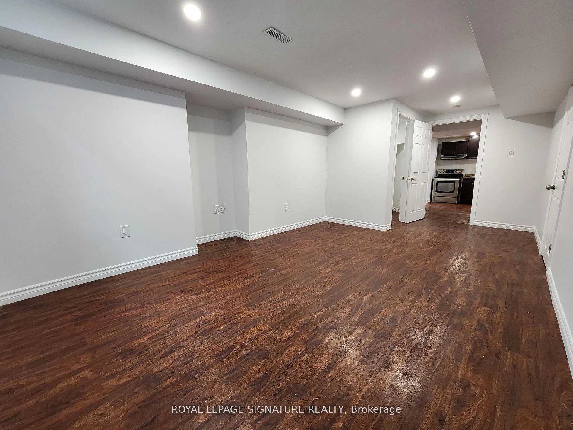 Photo 10 of Unit Bsmt, 148 Tamarac Trail, Aurora, Aurora Highlands — HOMEH
