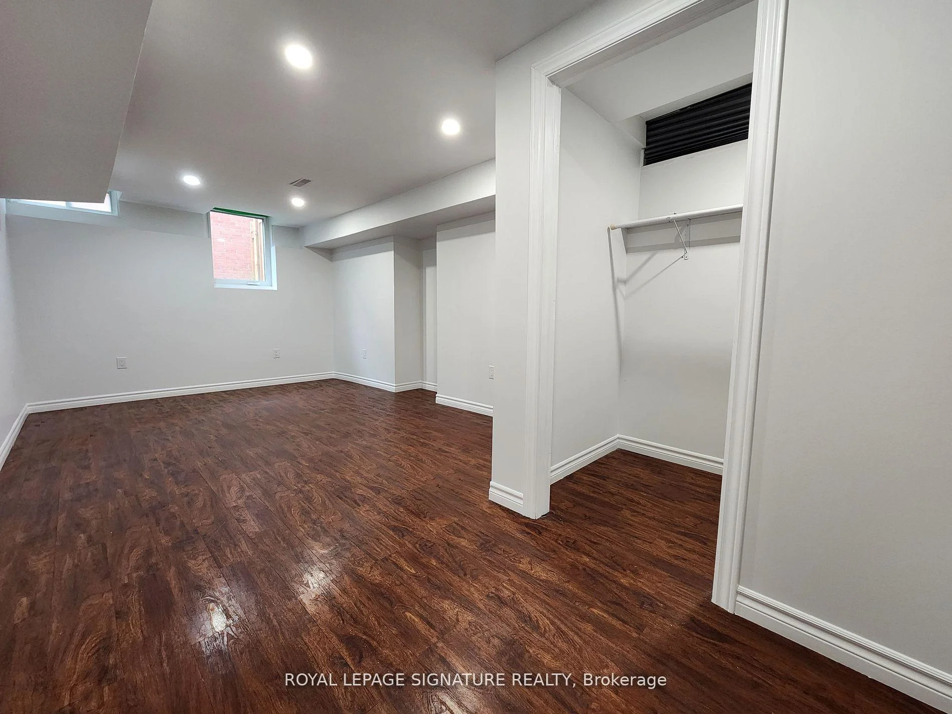 Photo 17 of Unit Bsmt, 148 Tamarac Trail, Aurora, Aurora Highlands — HOMEH