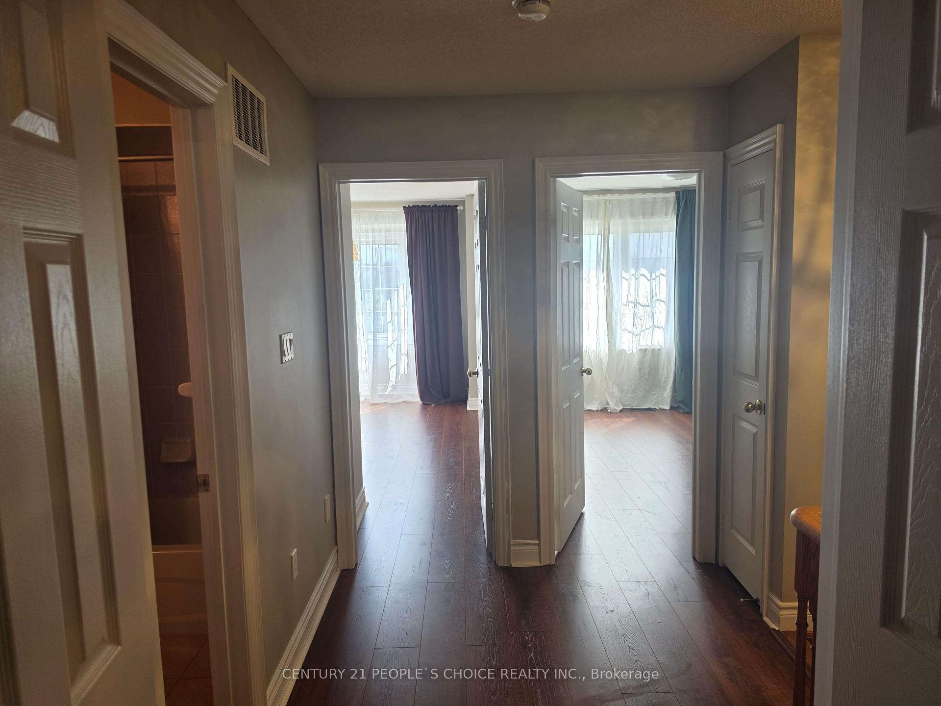 Photo 10 of Unit 3, 320 Ravineview Drive, Vaughan, Rural Vaughan — HOMEH