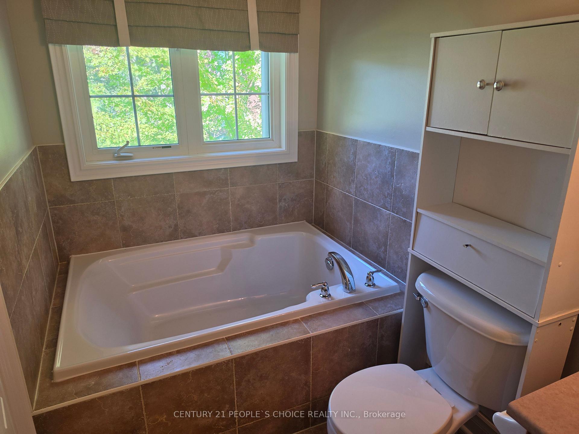 Photo 14 of Unit 3, 320 Ravineview Drive, Vaughan, Rural Vaughan — HOMEH