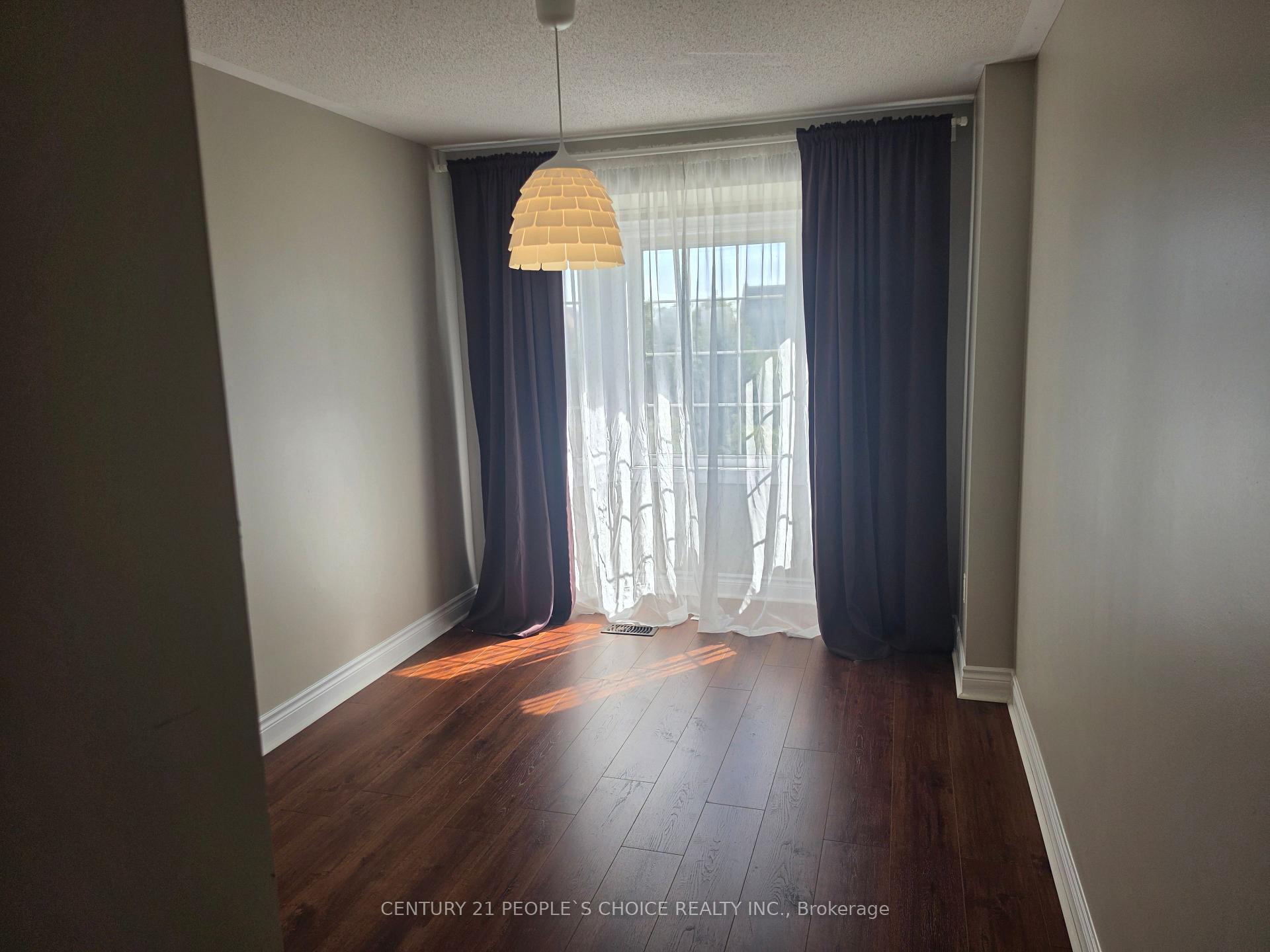 Photo 17 of Unit 3, 320 Ravineview Drive, Vaughan, Rural Vaughan — HOMEH