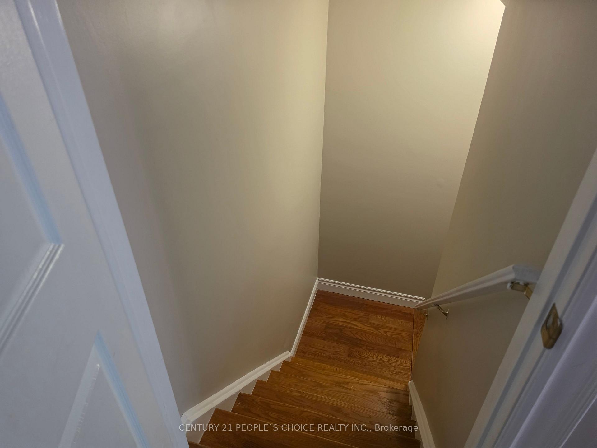 Photo 26 of Unit 3, 320 Ravineview Drive, Vaughan, Rural Vaughan — HOMEH