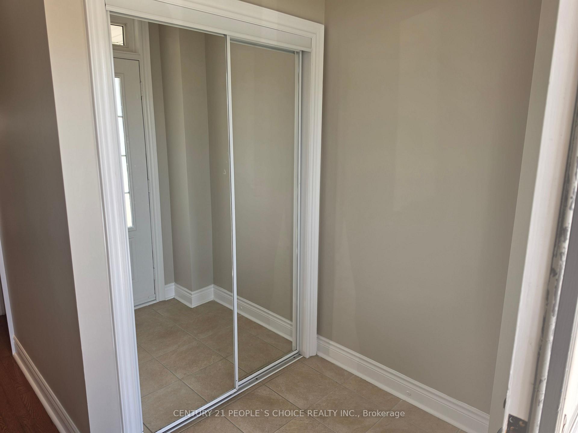 Photo 31 of Unit 3, 320 Ravineview Drive, Vaughan, Rural Vaughan — HOMEH