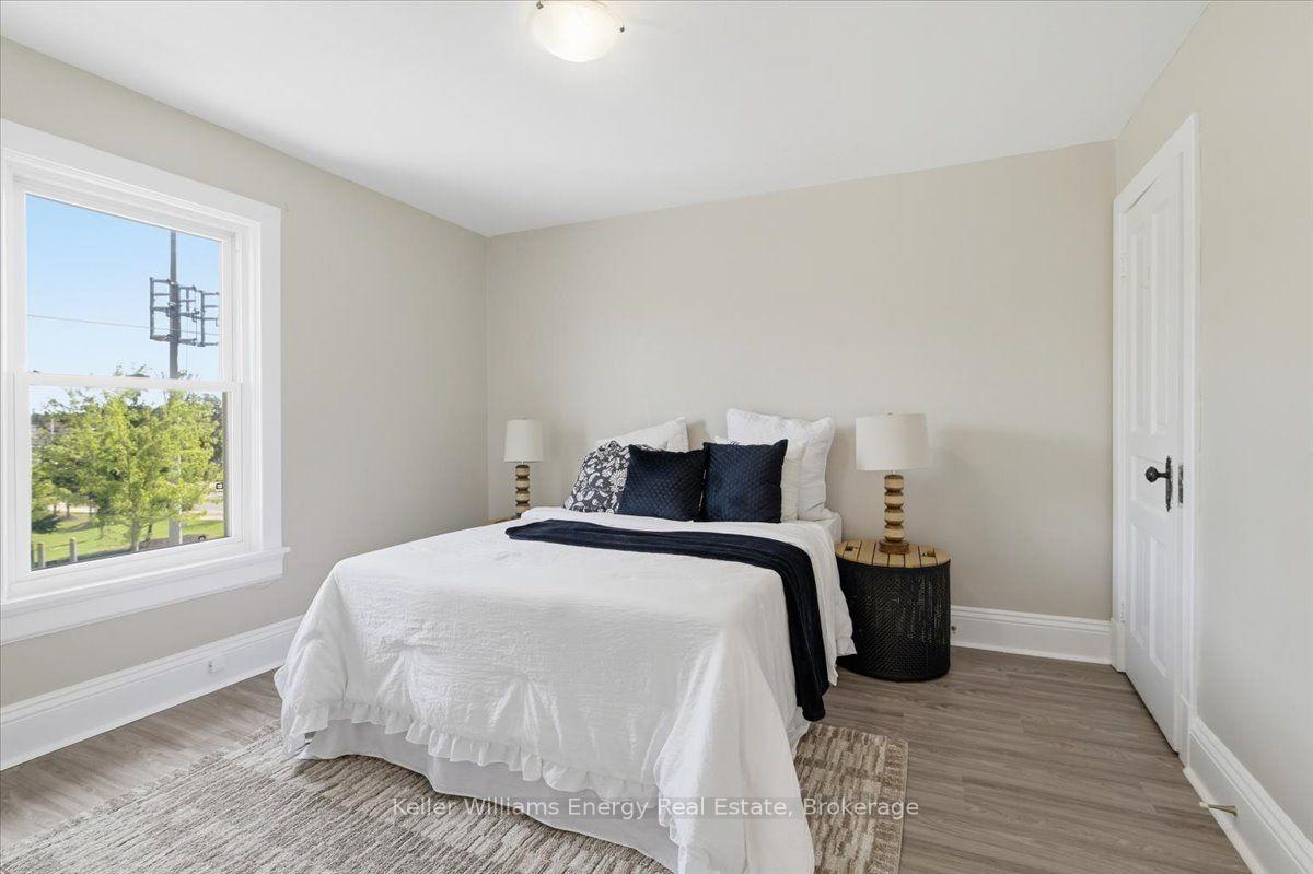 Photo 5 of 108 Division Street, Oshawa, O'Neill — HOMEH